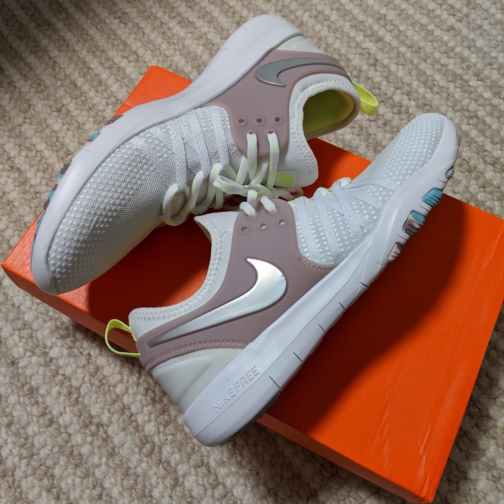 [SOLD] NWT Nike Free Training Shoes